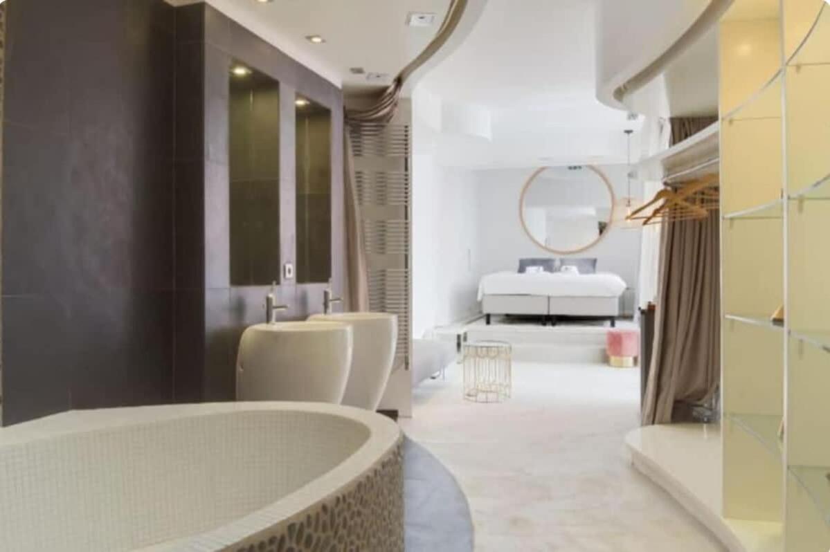 Magnifique Appartement Parisien - Marais Екстер'єр фото